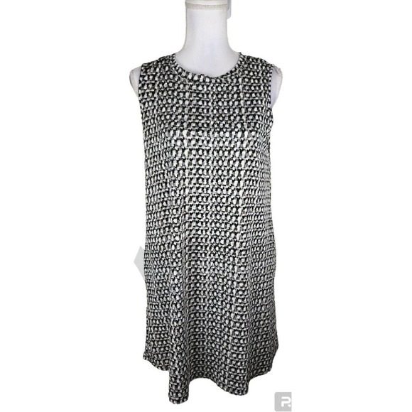 APT. 9 ~Woman Size16W-22W~ Black/White Sleeveless Flare Dress Unlined NWT - Picture 1 of 12